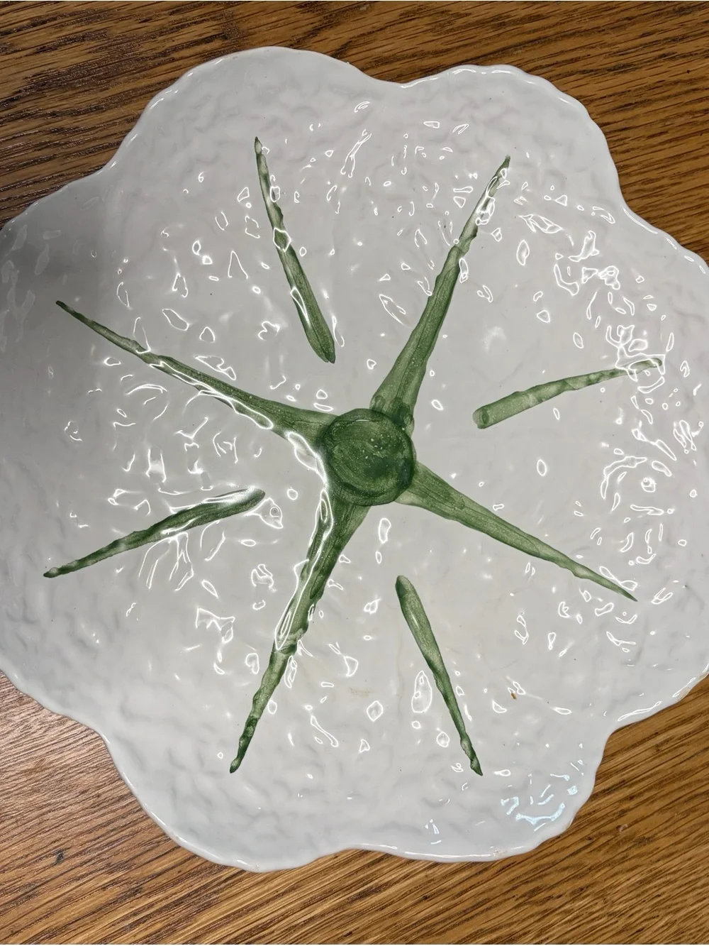 Source Unknown White Ceramic Bowl and Plate Set with Green Star Motif